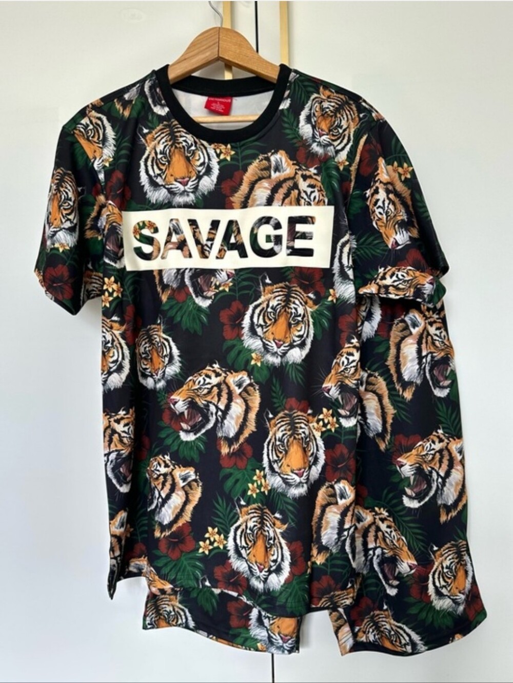 VICTORIOUS Men's L Tiger Botanical Floral SAVAGE 2-Piece T-Shirt & Shorts Set